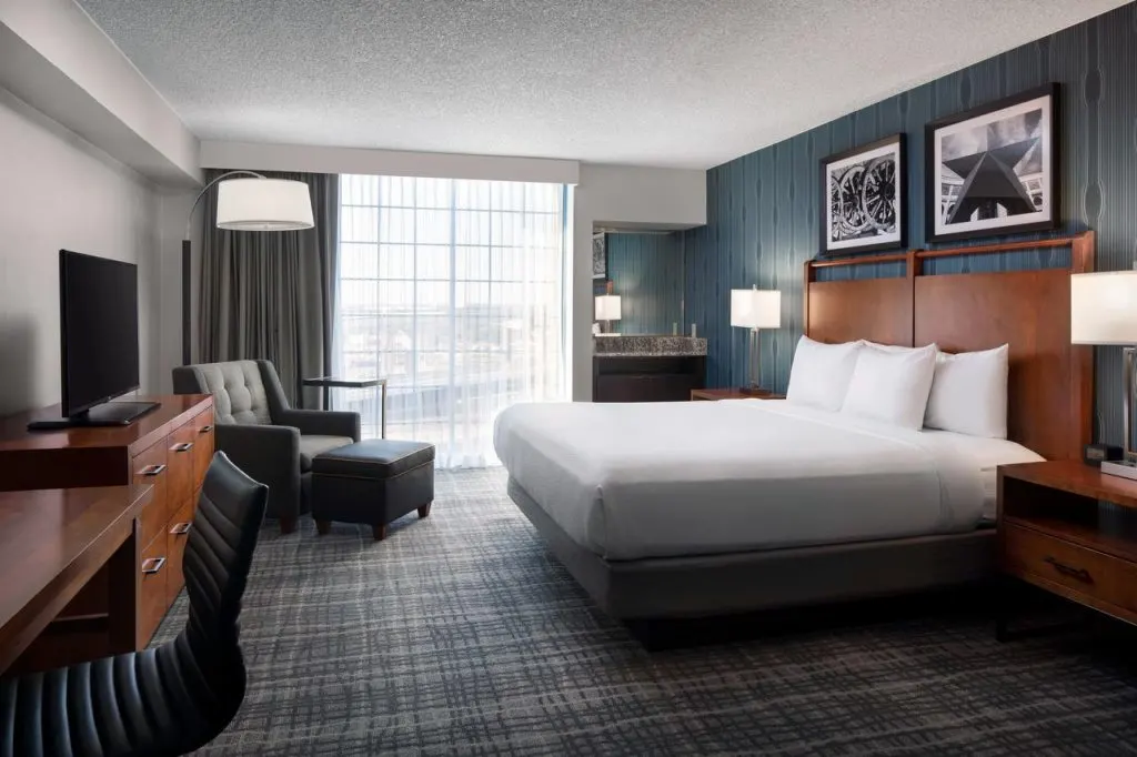 Looking for where to stay in Austin? Then check out Embassy Suites 