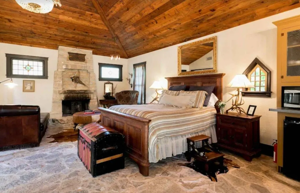 This Secluded cabin is one of the Most Romantic Cabins in Fredericksburg TX