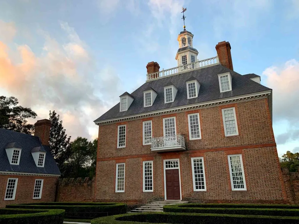 Williamsburg, Virginia is one of the best fall vacations in the USA