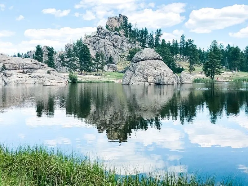 Black Hills, South Dakota is one of the best fall vacations in the USA