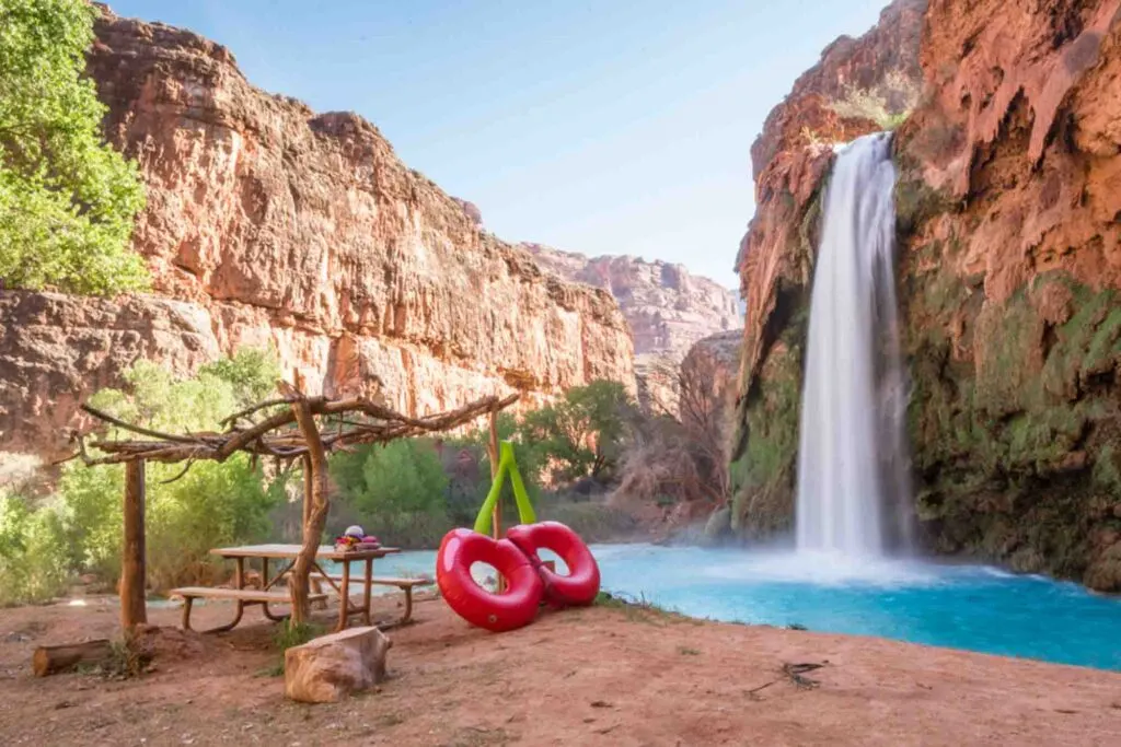 Havasu Falls is one of the  places to visit in the US