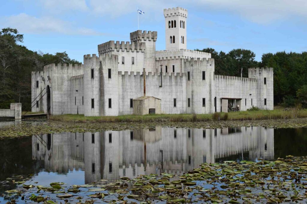 Newman’s Castle is one of the beautiful Texas castles