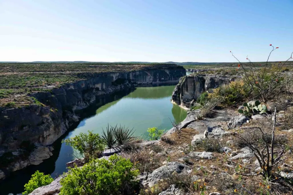 Seminole Canyon via Rio Grande Trail is one of the best hiking trails in Texas