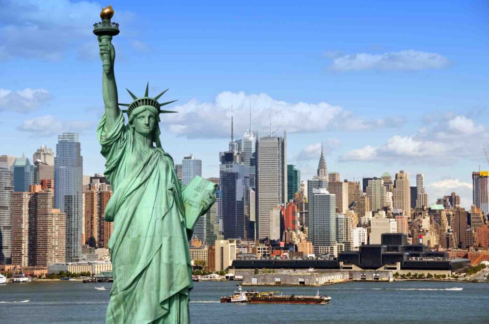 28 Most Famous American Landmarks Of All Time 28 Most Famous American Landmarks Of All Time