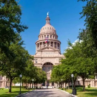 Visiting the Texas State Capitol is one of the things to add to your Texas bucket list