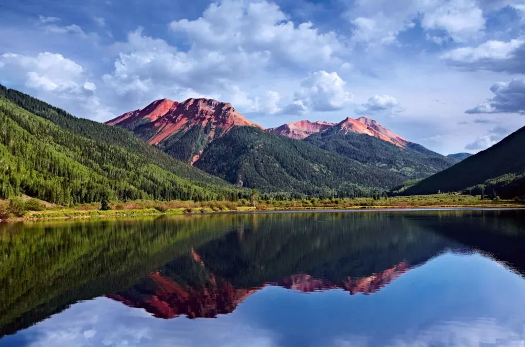 San Juan Skyway through San Juan Mountains in Colorado