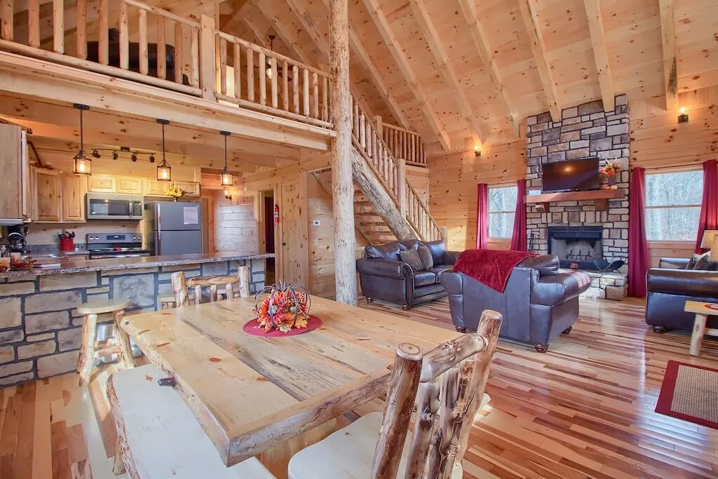 Aspen retreat is a romantic cabin in Ohio