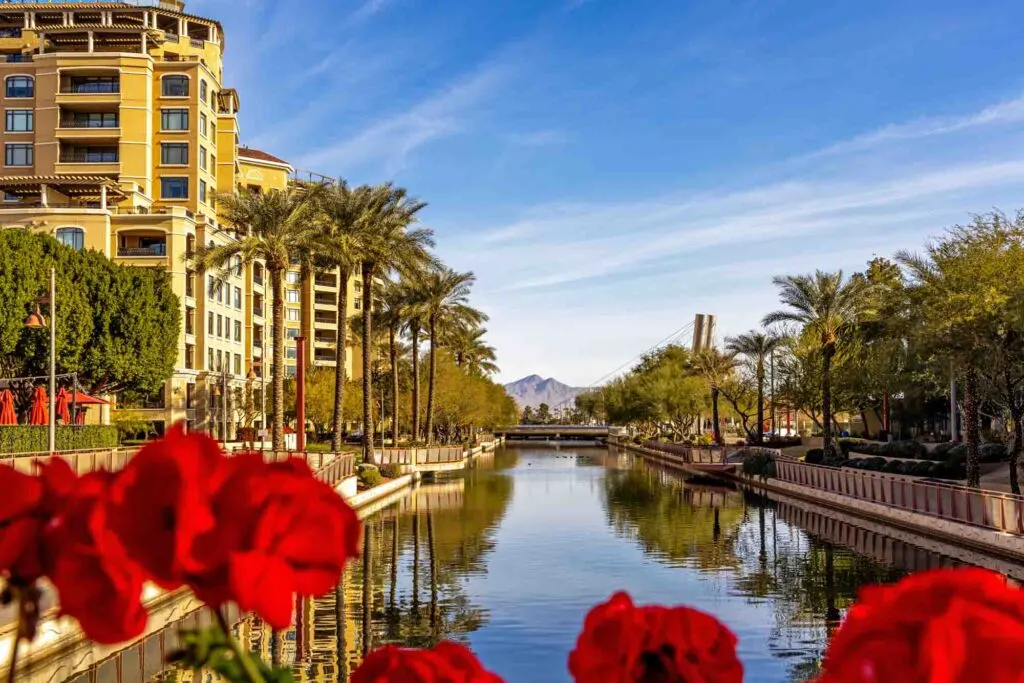 Extraordinary waterfront canal in Scottsdale in Arizona