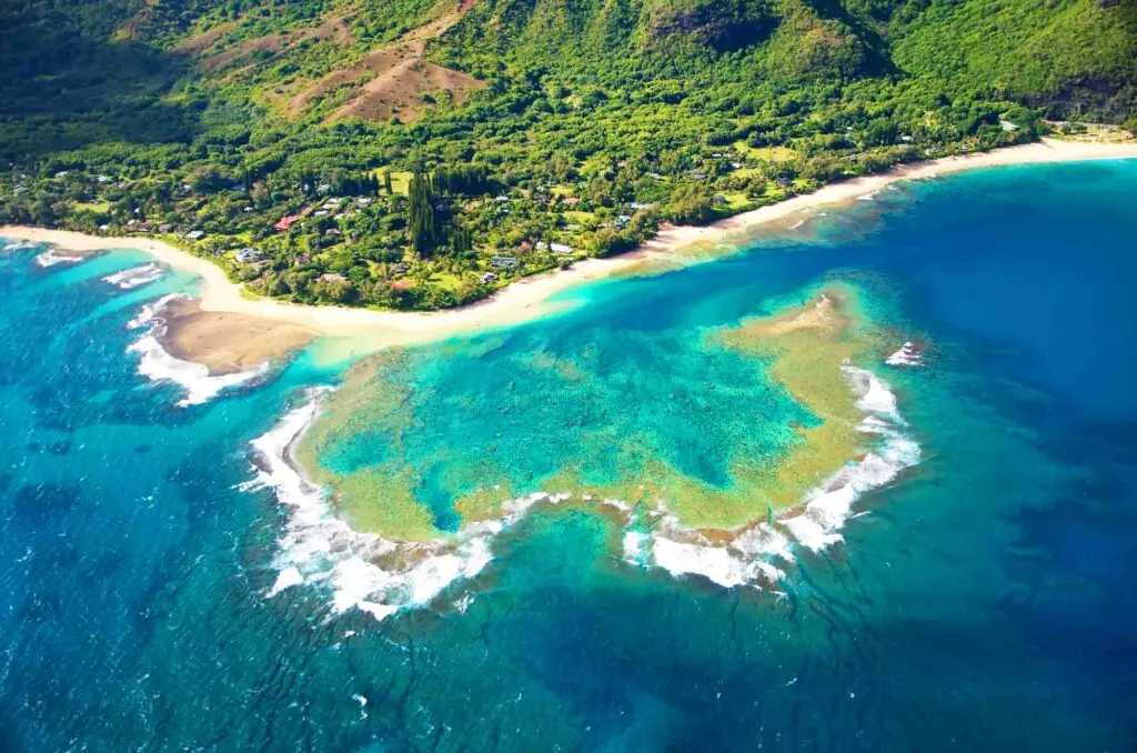 The beautiful Napali Coast State Wilderness Park in Hawaii