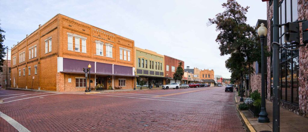 Brick covered streets in downtown Necogdoches in Texas