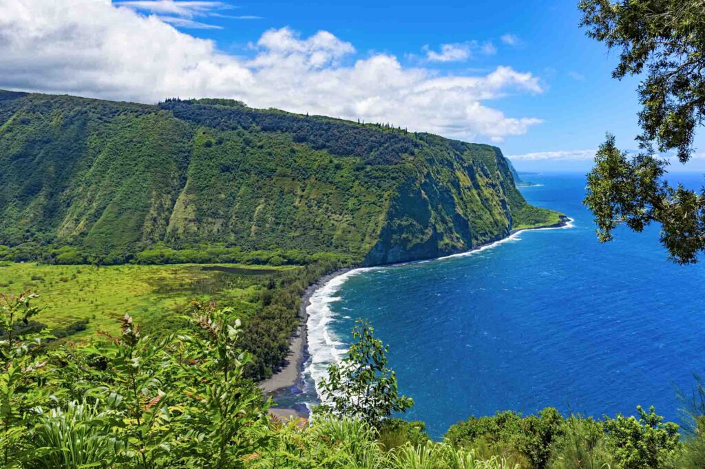 Incredible view from Waipio Valley lookout in Hawaii