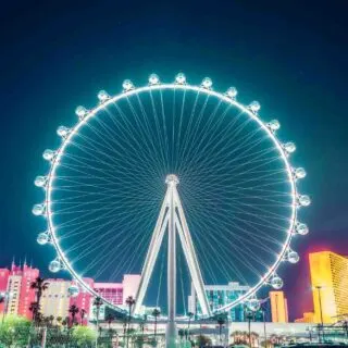 The High Roller Ferris Wheel at night in Las Vegas