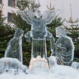 Amazing Ice Sculptures of the Nativity Scene