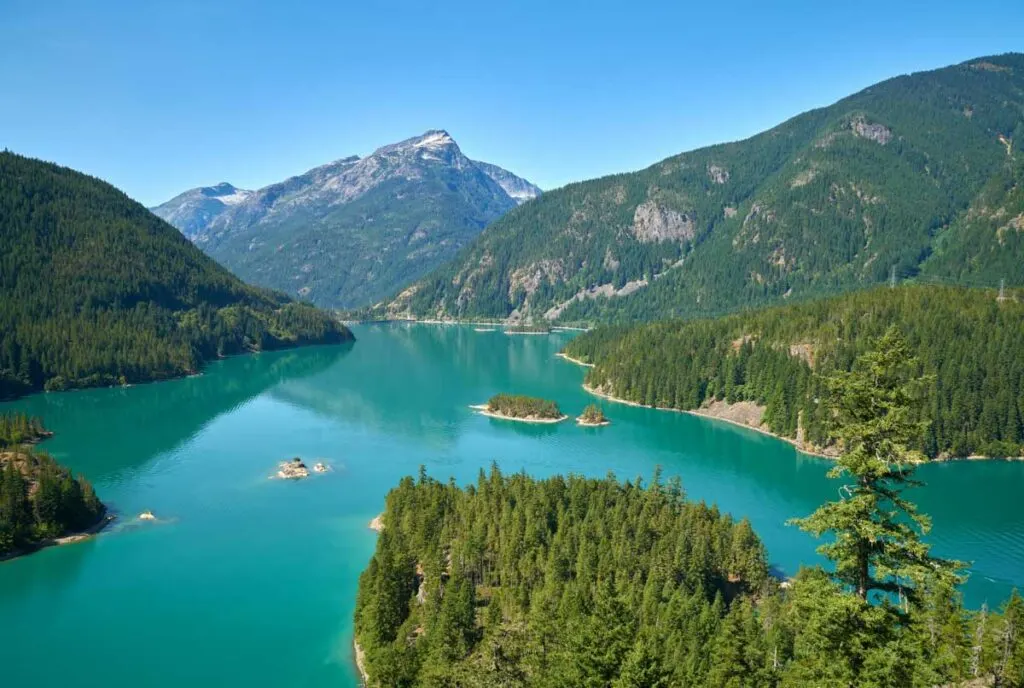 Beautiful lake in North Cascades National Park in Washington