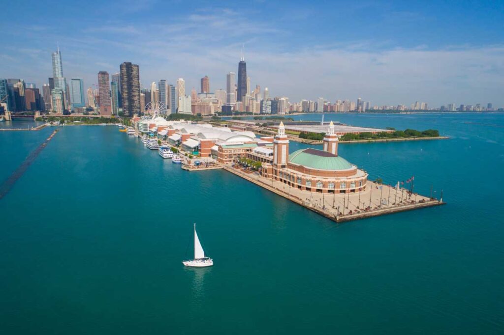 Amazing aerial shot of Navy pier in Chicago, Illinois