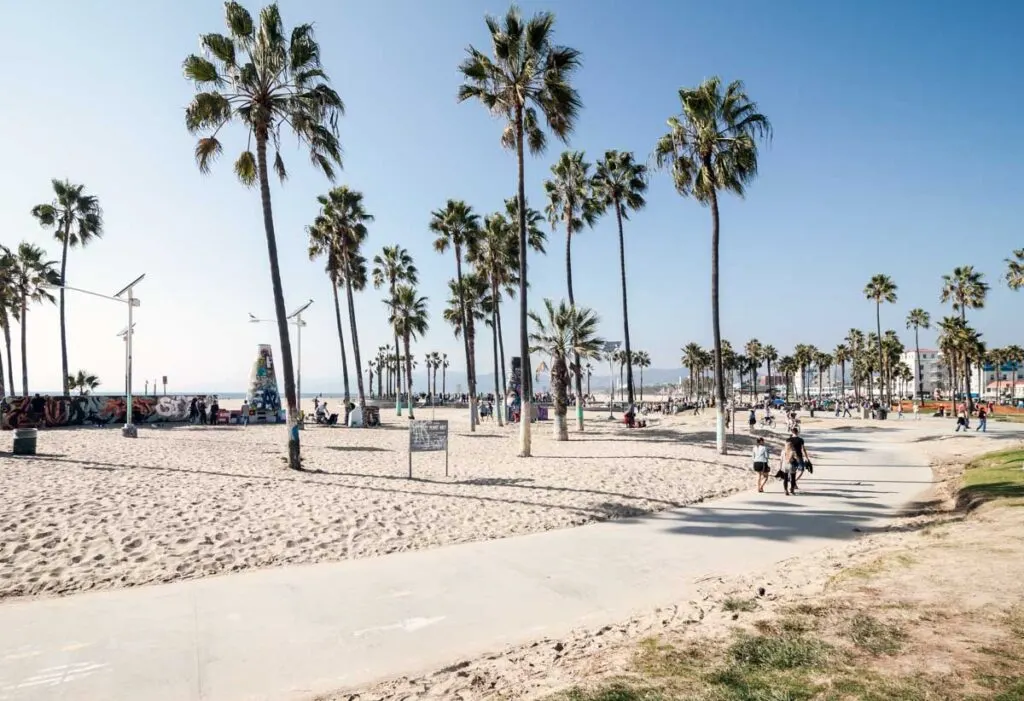 With so much things to do, Venice beach is one of the best West Coast beaches worth visiting