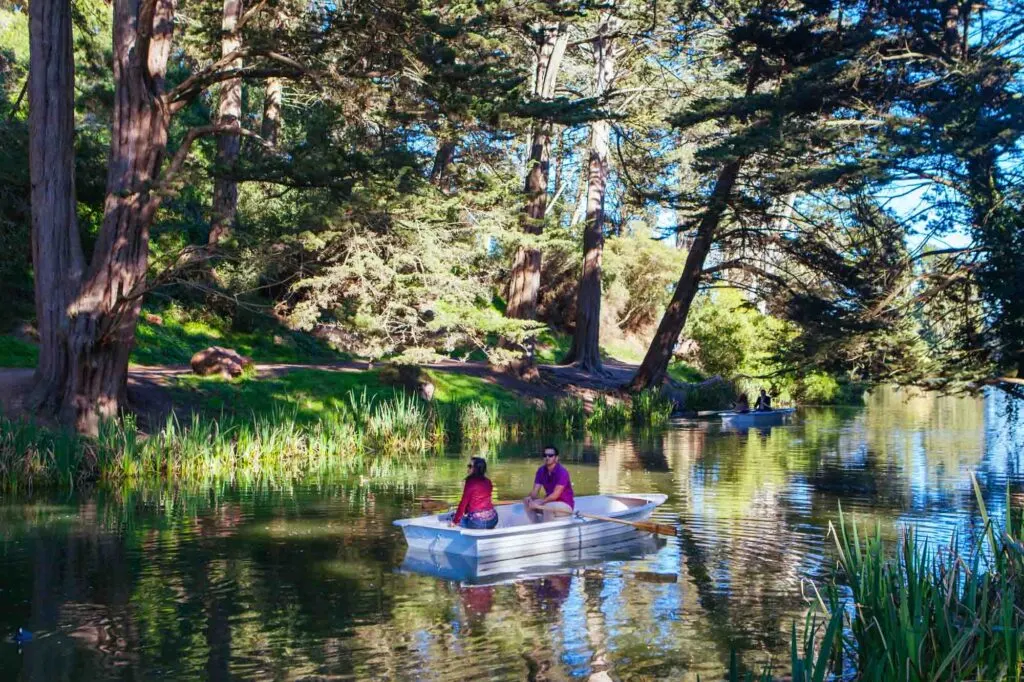 Couple boating on Stow Lake in Golden Gate Park, San Francisco, California