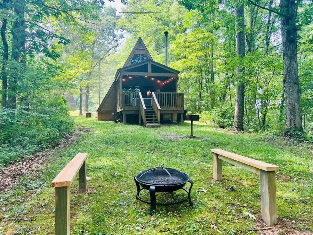 Romantic cabin in Ohio